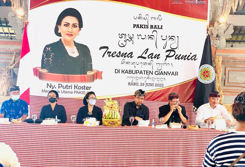 “Tresna lan Punia”, Bentuk Cinta PAKIS Bali dengan Berbagi Kepada Warga