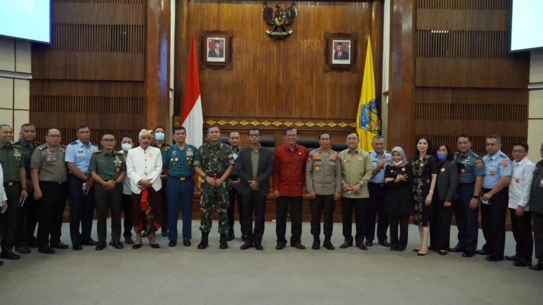 Gubernur Lemhannas ‘Mengedepankan Kelestarian Alam dan Budaya adalah Karakteristik Khas Pembangunan Daerah di Bali’