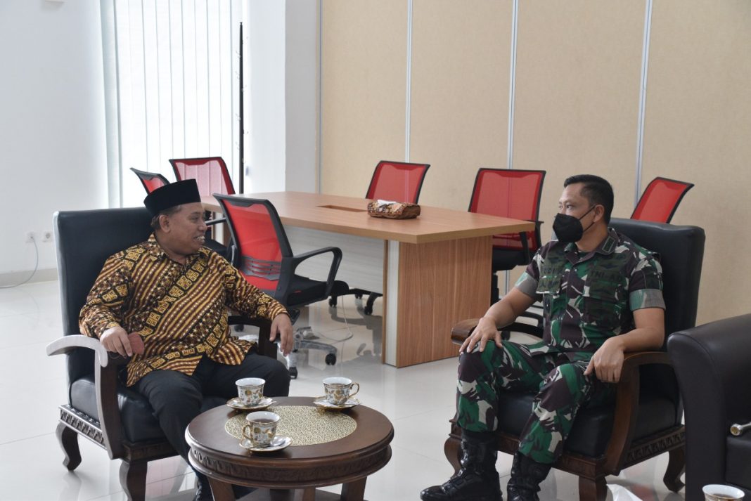 Danrem 071/Wijayakusuma Silaturahmi ke Rektor Unsoed