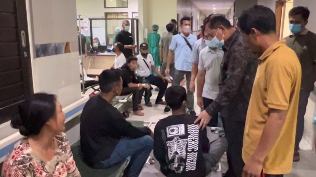 Santap Nasi Bungkus, Hampir Seratus Siswa Alami Keracunan