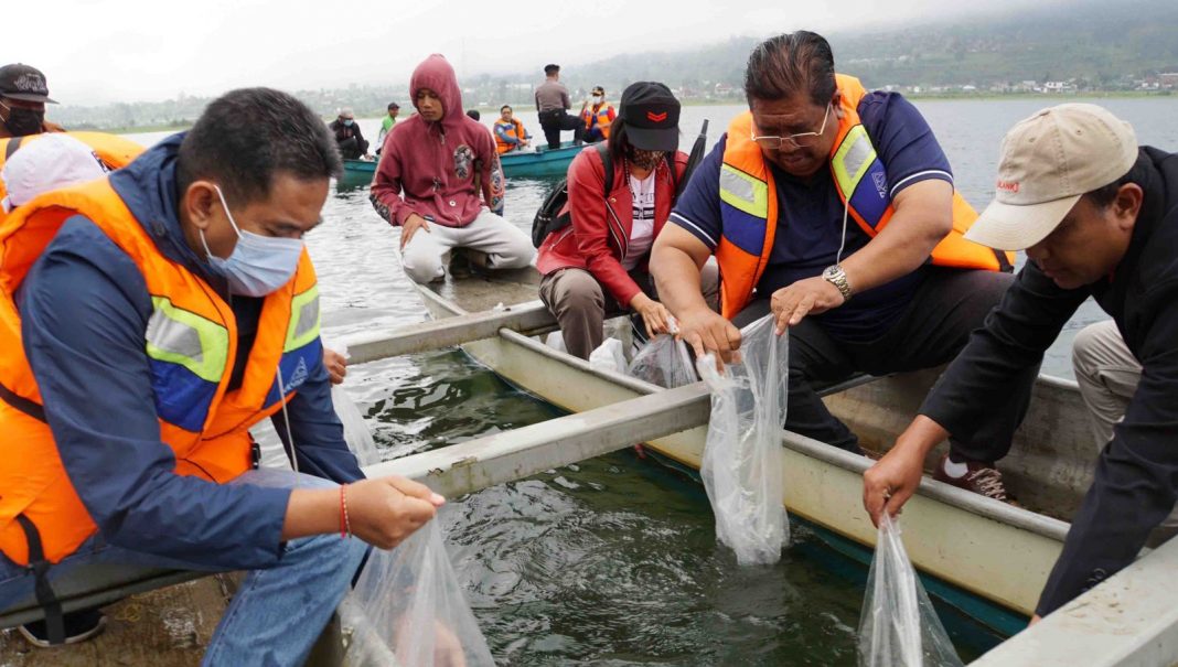 Bupati Buleleng Harapkan Danau Buyan Terus Dikembangkan