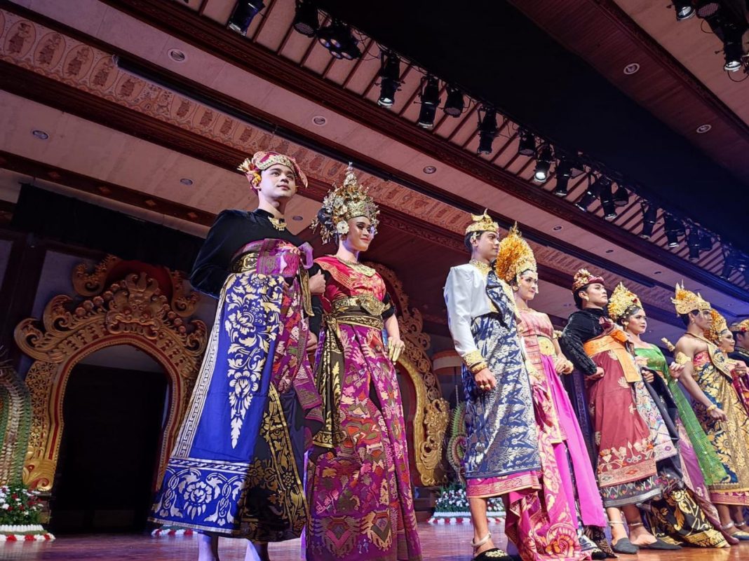 Lomba Busana Adat PKB, Wujud Pelestarian Kain Lokal Bali