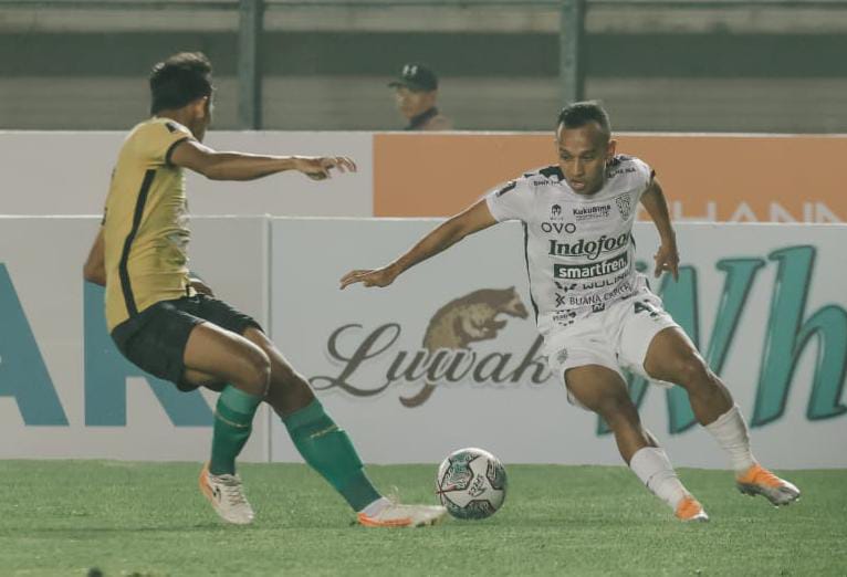 Gojek dan Tokopedia Akhirnya Resmi Menggandeng Bali United. YT Menyambut Baik