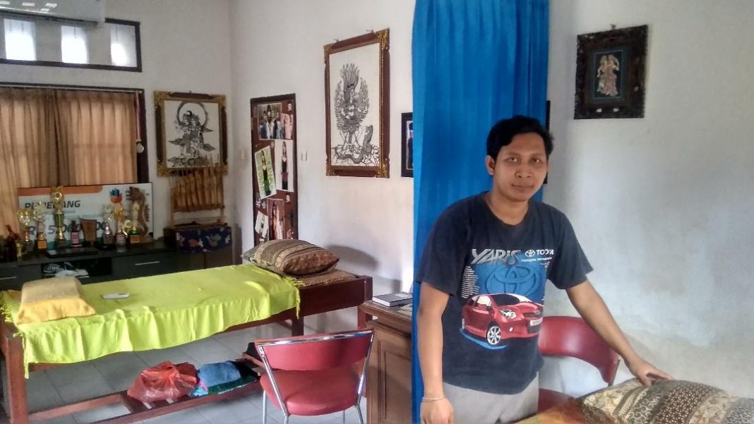 Kisah Gus Adit, Penyandang Netra yang Berjuang Mandiri di Tengah Pandemi