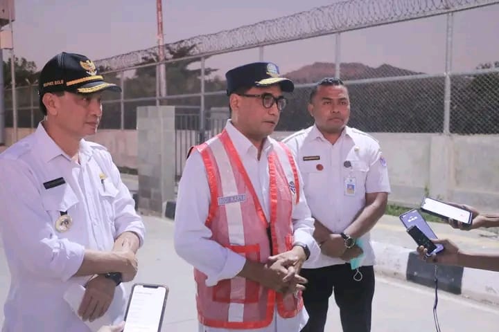 Menteri Perhubungan RI Pantau Pembangunan Pelabuhan Atapupu Dan Terminal Barang Internasional PLBN Motaain