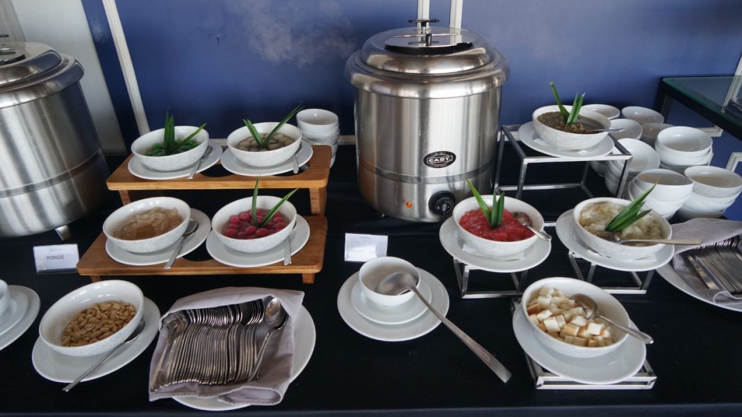 Sambut Hut Kemerdekaan Indonesia Aston Inn Jemursari Buka WARTEL 77