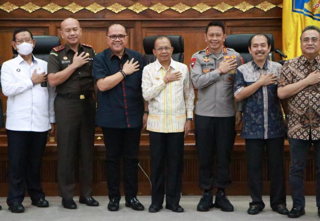 Gubernur Bali Beberkan Perjuangannya Tuntaskan Konflik Agraria di Desa Sumberklampok, di Kelurahan Tanjung Benoa, dan di Kali Unda