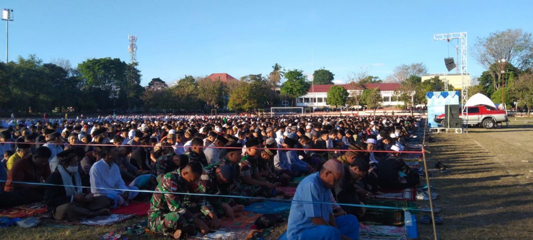 Rayakan Idul Adha 1443 H / 2022, Ribuan Umat Islam Belu Sholat Di Lapangan Umum Atambua