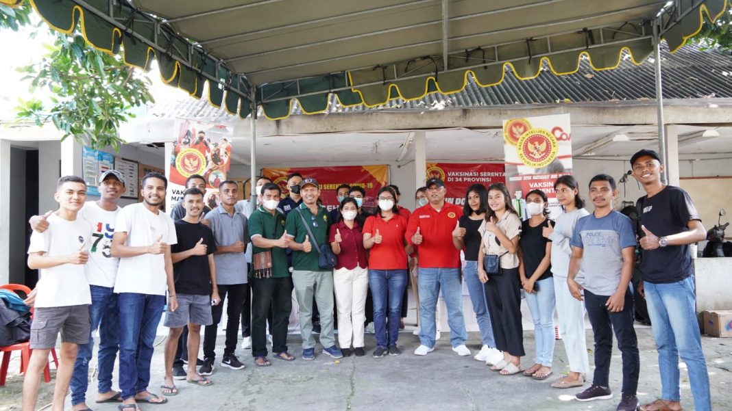 Ratusan Warga Nagekeo Bali Ikuti Vaksinasi yang Difasilitasi BIN Daerah Bali