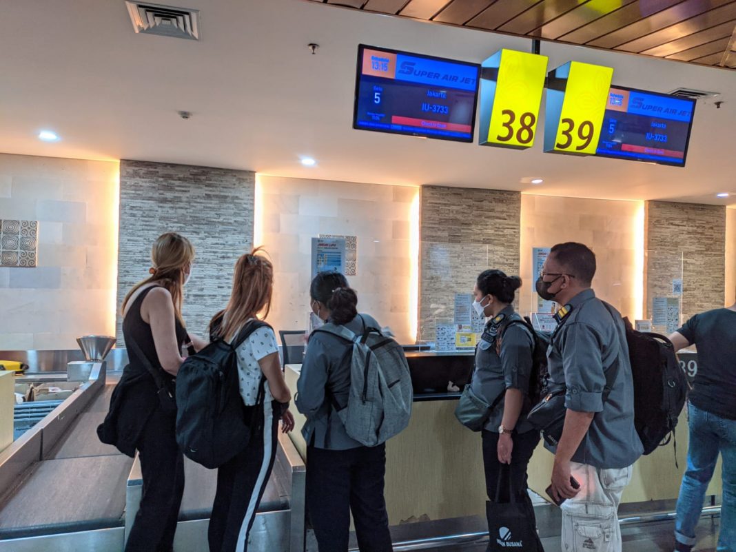 Overstay 866 Hari, Kakak Beradik Asal Maroko Dideportasi