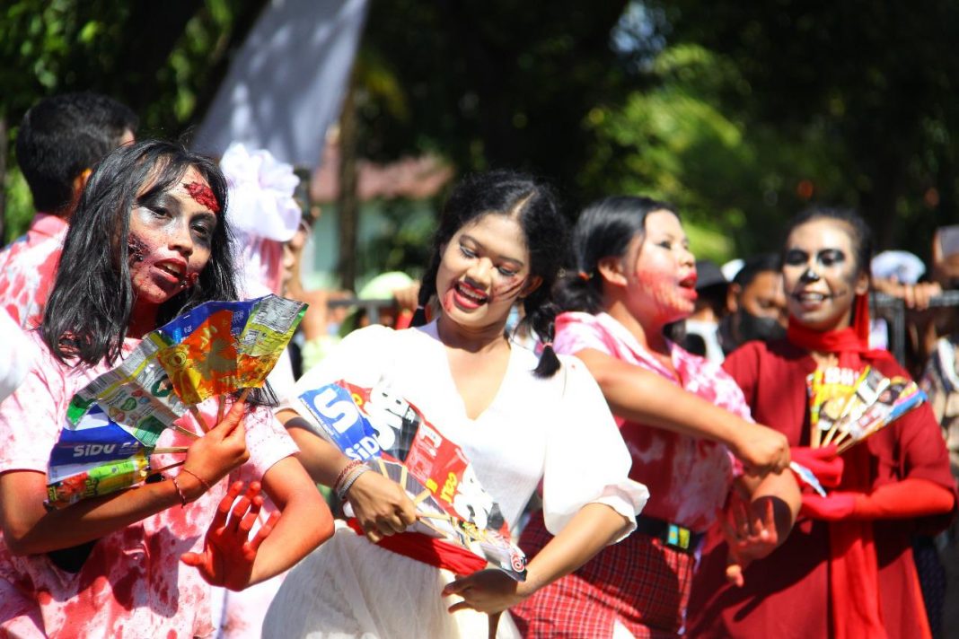 15 Regu Adu Kreatif di Lomba Gerak Jalan Kocak