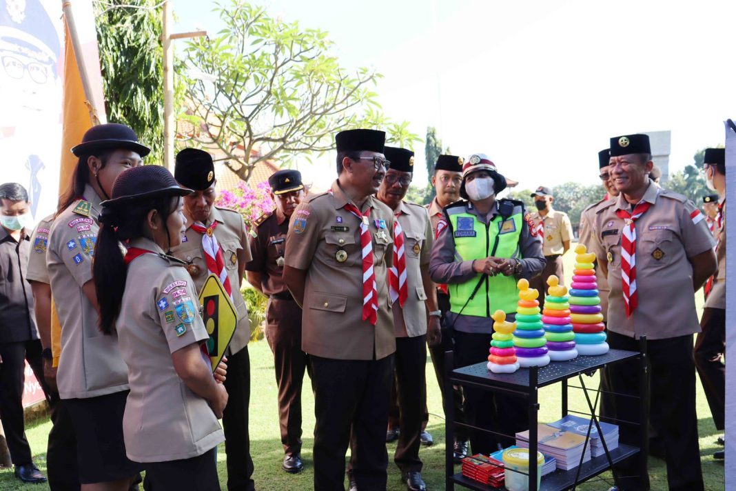 Sekda Buleleng Instruksikan Satuan Karya Pramuka Beradaptasi Dengan Digitalisasi
