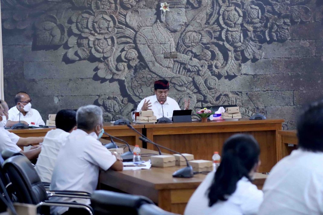 Pj Bupati Buleleng Dorong Peningkatan Capaian Vaksinasi Dosis Ketiga Covid-19