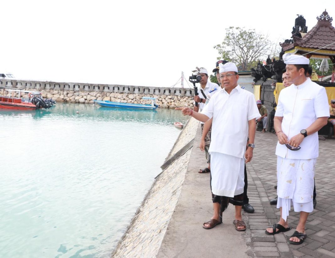 Gubernur Koster Tinjau Pelabuhan Sampalan dan Bias Muncul di Nusa Penida