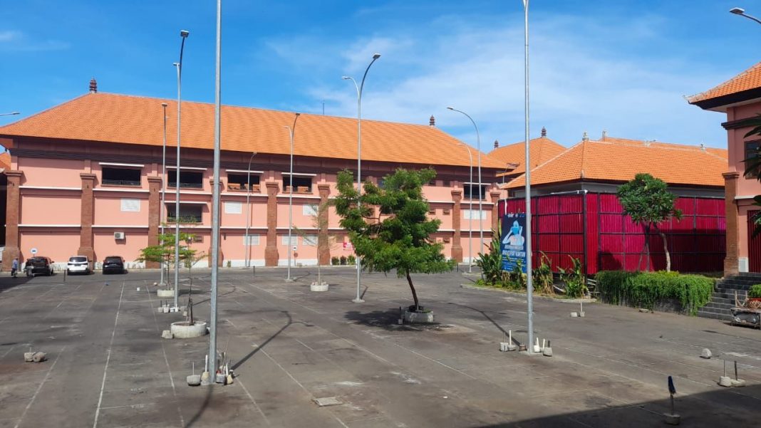 Wujudkan Kenyamanan Bersama, Pemkab Buleleng akan Relokasi Pedagang Bermobil