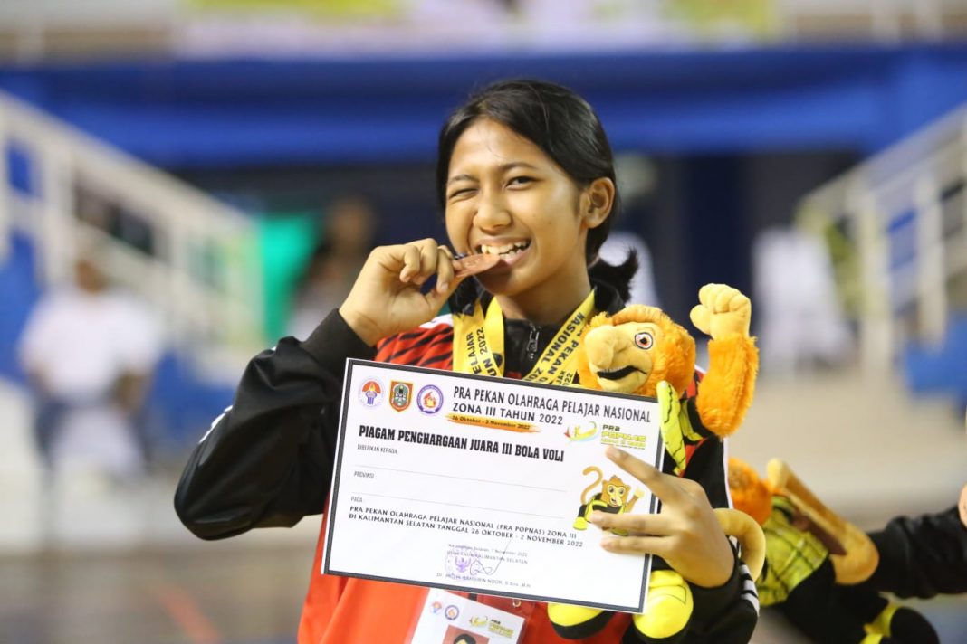 Raih Juara III, Tiga Atlet Buleleng Perkuat Tim Voli Bali di Pra Popnas