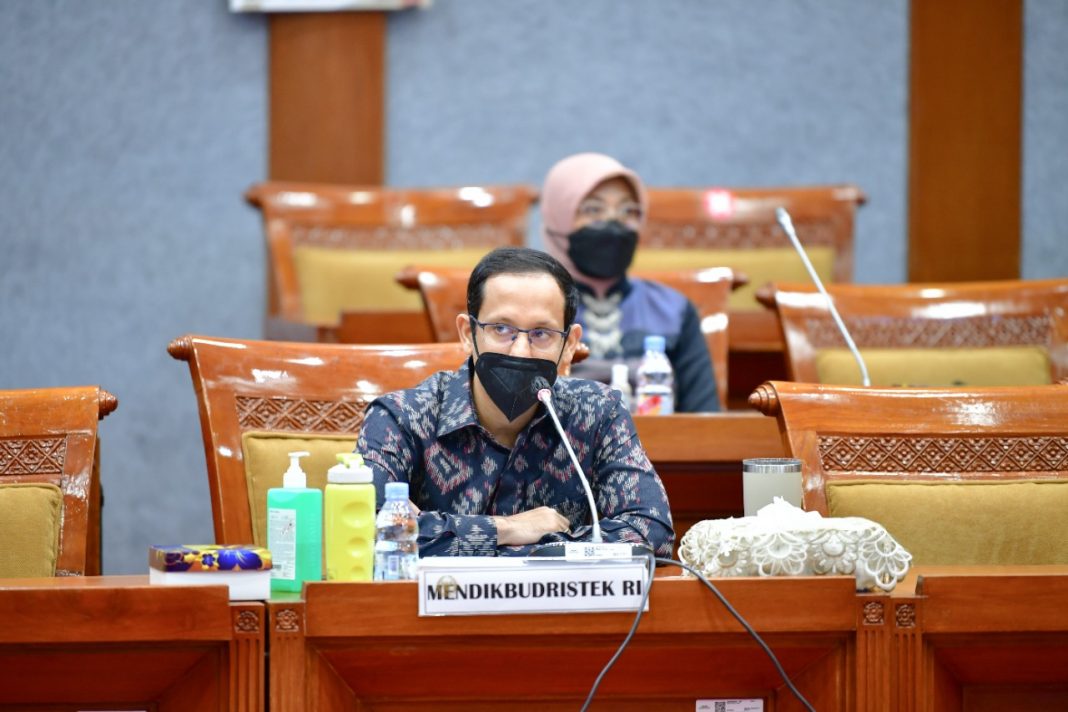 Mendikbudristek Paparkan Capaian Program Prioritas Kemendikbudristek di DPR RI