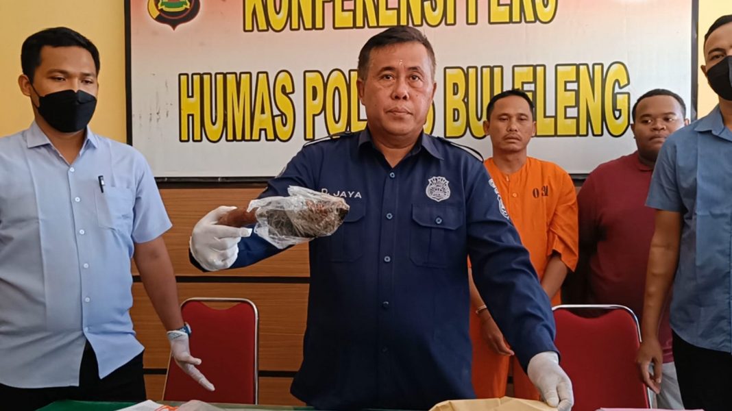 Jarang Terbuka dan Pendiam, Ardika Tersulut Api Cemburu