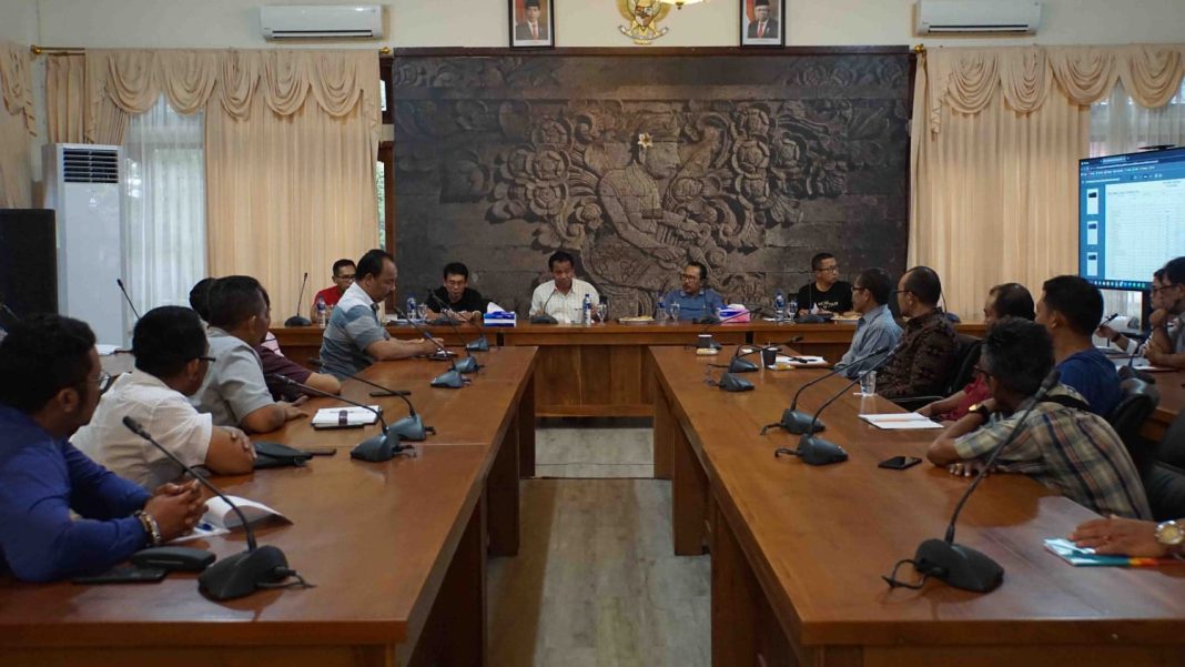 Jelang Nataru, Penjabat Bupati Buleleng Ajak Perpadi dan Pedagang Jaga Stabilitas Harga Pangan