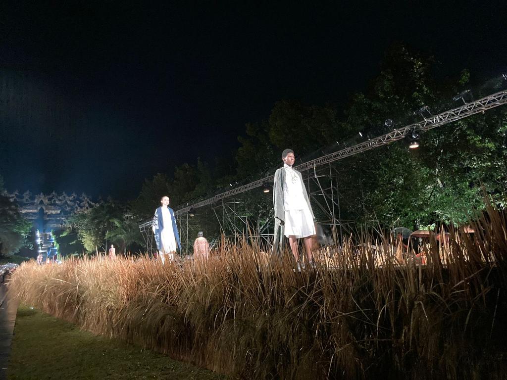 Gelaran Fesyen Tenun Nusantara: Menjaga Tradisi untuk Bumi Lestari