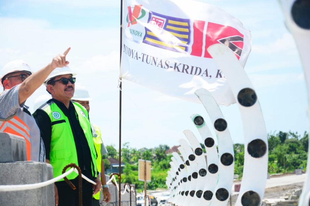 Wagub Cok Ace Gembira Penataan Kawasan Suci Pura Agung Besakih Hampir Rampung