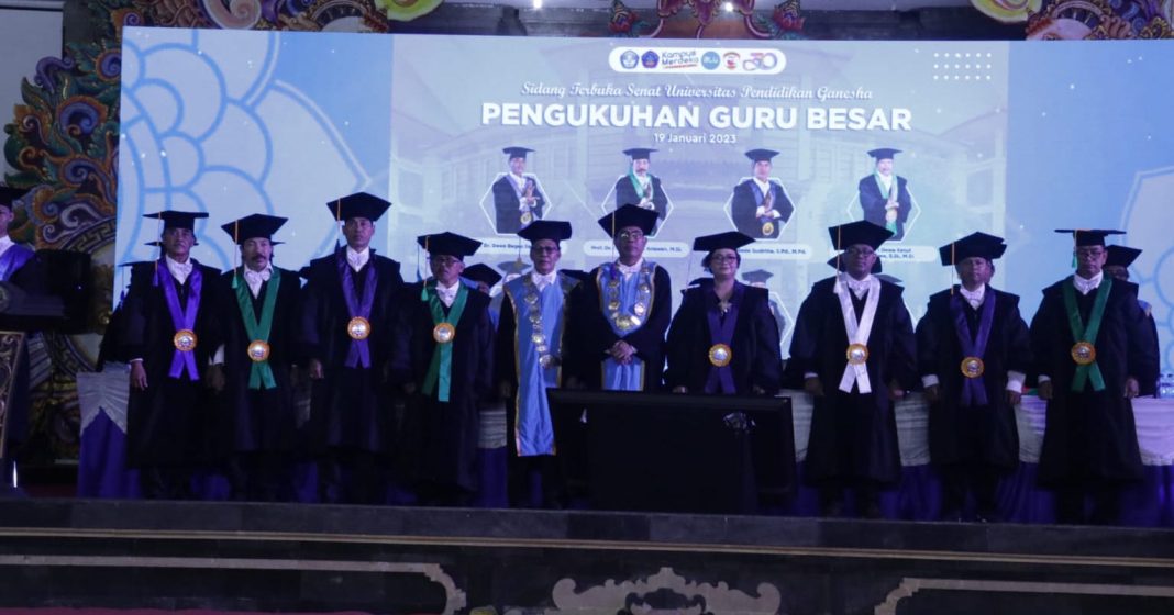 Serangkaian Dies Natalis ke-30, Undiksha Kukuhkan 17 Guru Besar