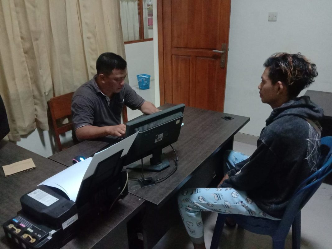 Dipecat, Mantan Karyawan Nekat Nyuri Uang di Toko Majikan