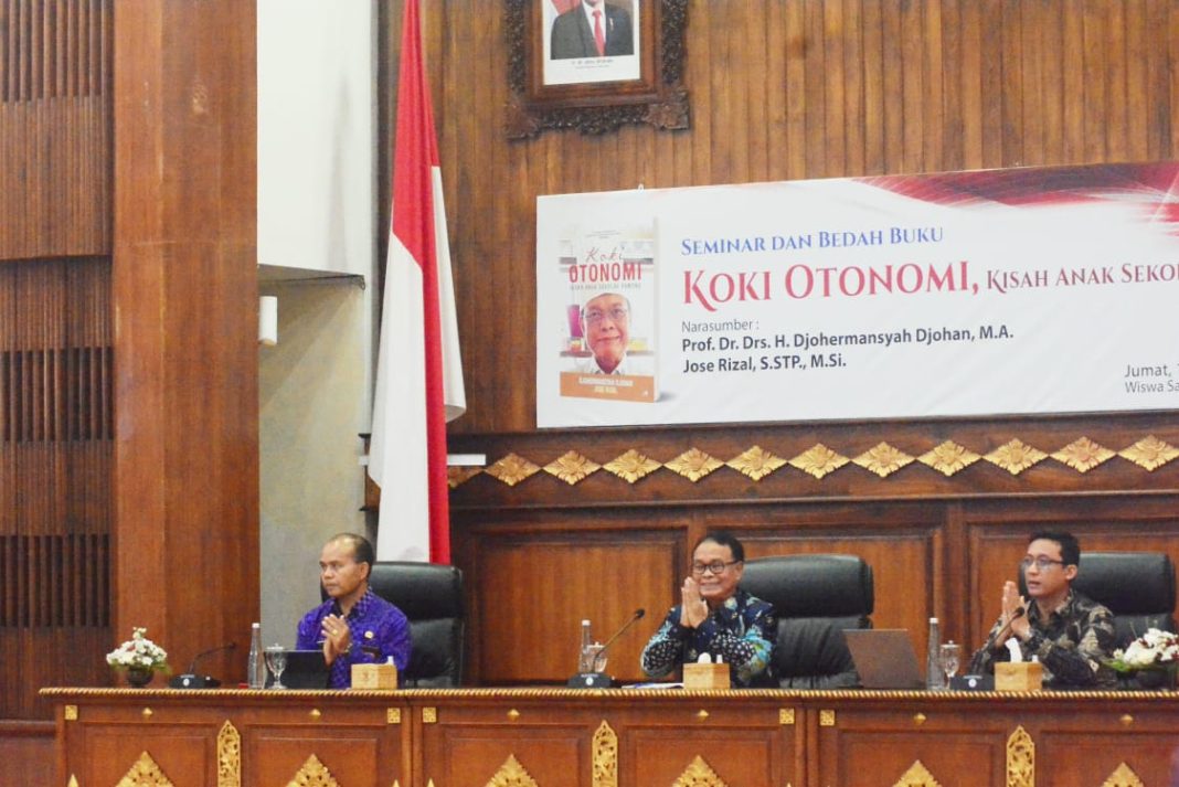 Gelar Seminar dan Bedah Buku, IKAPTK Bali Hadirkan Pakar Otda Prof. Djohermansyah Djohan