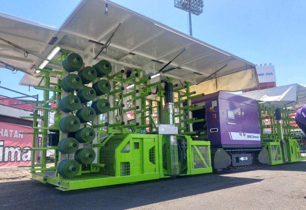 Mesin Jahit Rumput Tiba di Bali, Erick Thohir Pastikan Kualitas Tinggi Lapangan Piala Dunia U20