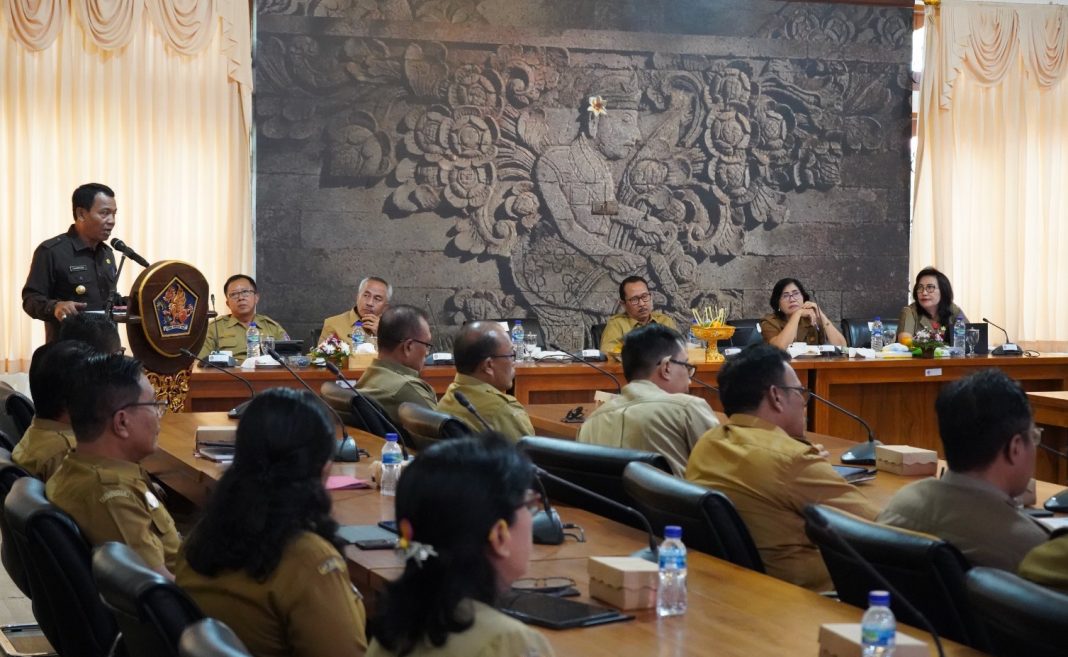 Pj Lihadnyana Tekankan Seluruh Perangkat Daerah Lakukan Evaluasi Pelaksanaan Renstra