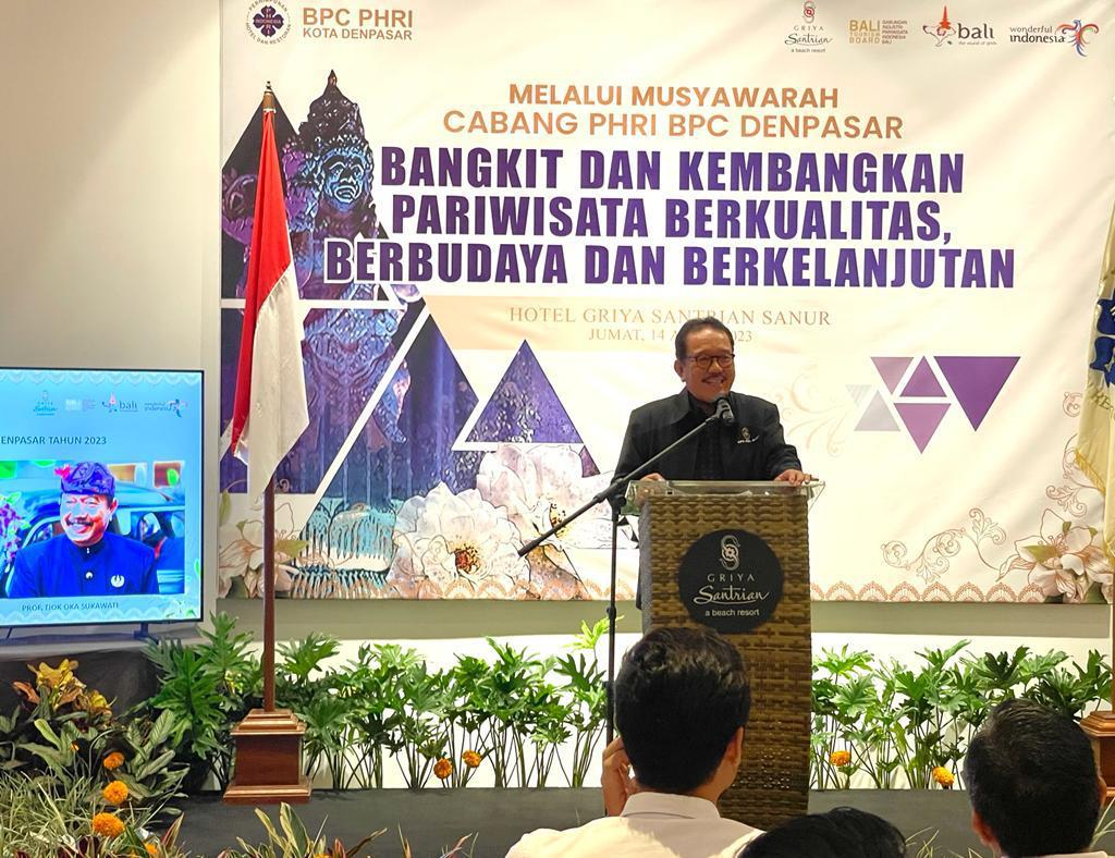 Wagub Cok Ace Ajak Komponen Pariwisata Fokus pada Kualitas SDM dan Lingkungan