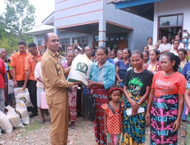 Wabup Belu Alo Haleserens Luncurkan Cadangan Beras Bagi Belasan Ribu KPM