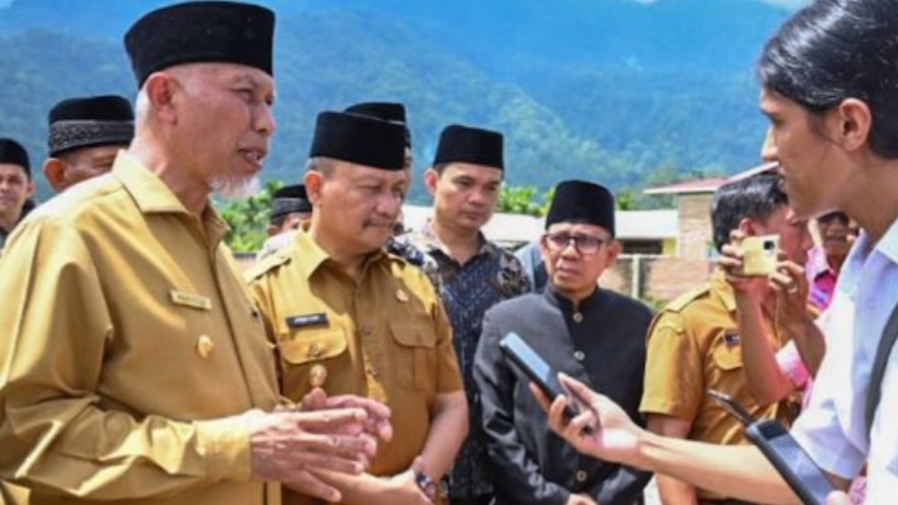 Gubernur Mahyeldi Ingatkan Rumah Gadang jadi Implementasi Nilai Adat Dalam Kehidupan