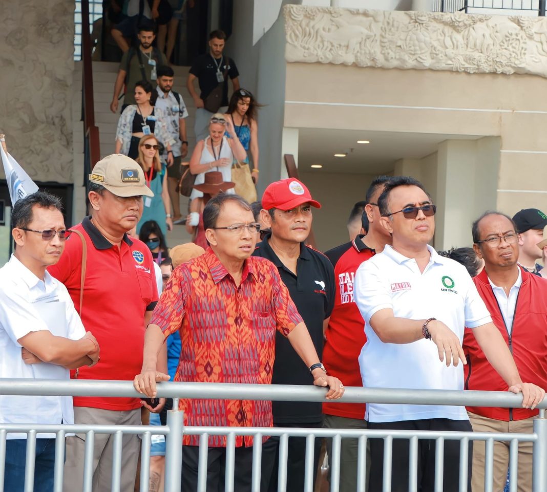 Wayan Koster Rancang Tempat Parkir dan Jalan Kendaraan di Pelabuhan Sanur