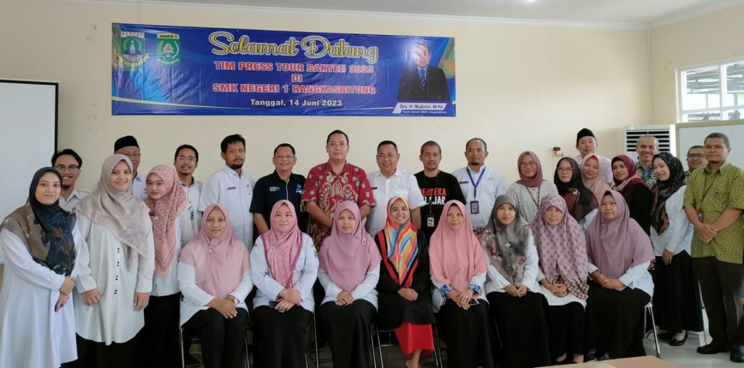 Implementasi Kurikulum Merdeka di SMKN 1 Rangkasbitung Wujudkan Pembelajaran Menyenangkan bagi Siswa dan Guru