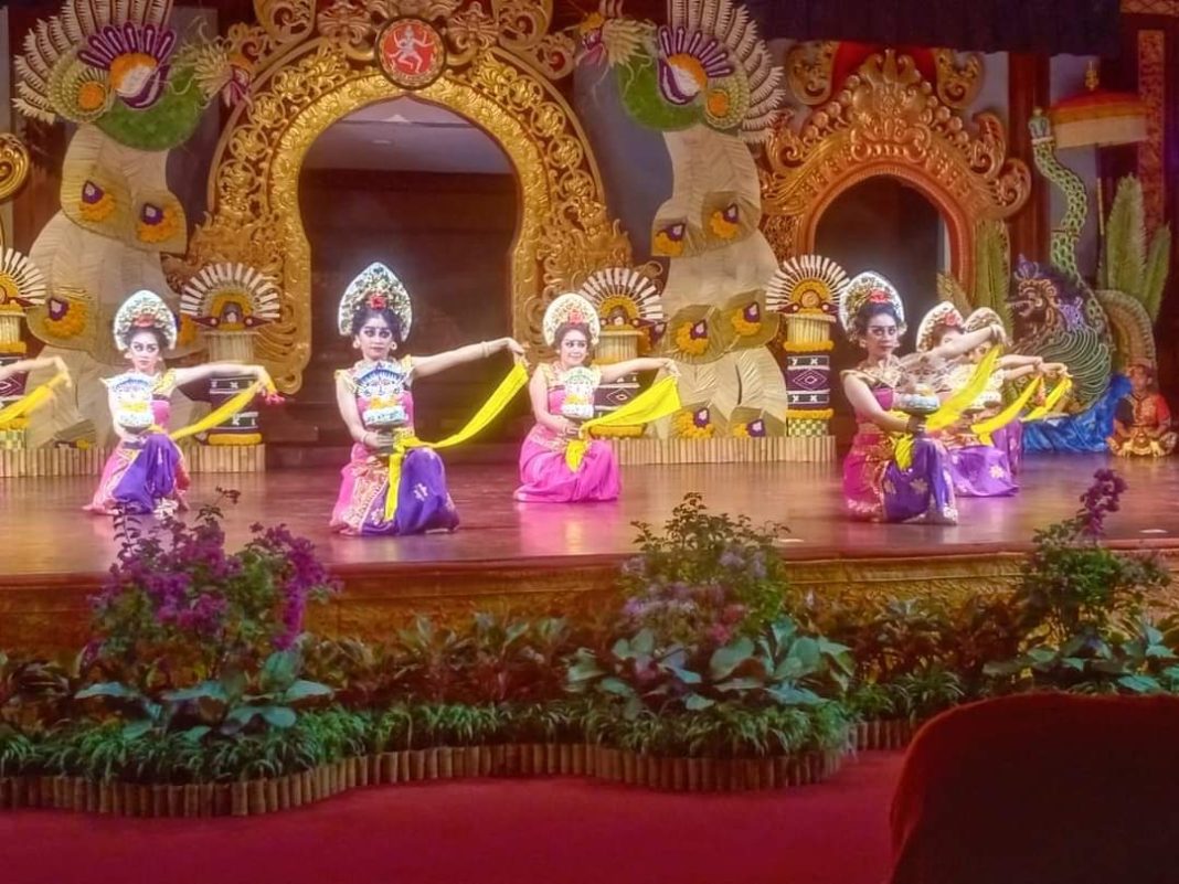 Luar Biasa! Berkat Kedisiplinan, Sanggar Seni Pentas Marak Lestari Ukir Prestasi Internasional