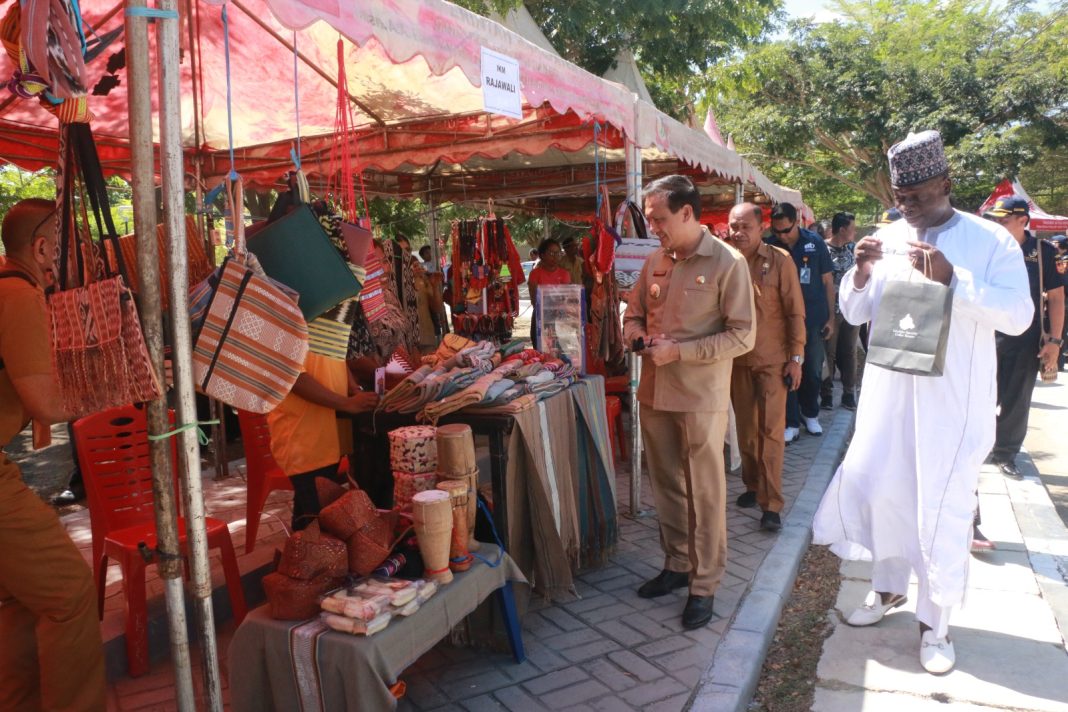 Atambua Internasional Expo Digelar, Bupati Belu Ingin Ekonomi Berkembang dan Kekerabatan Terus Terjalin di Batas RI-RDTL