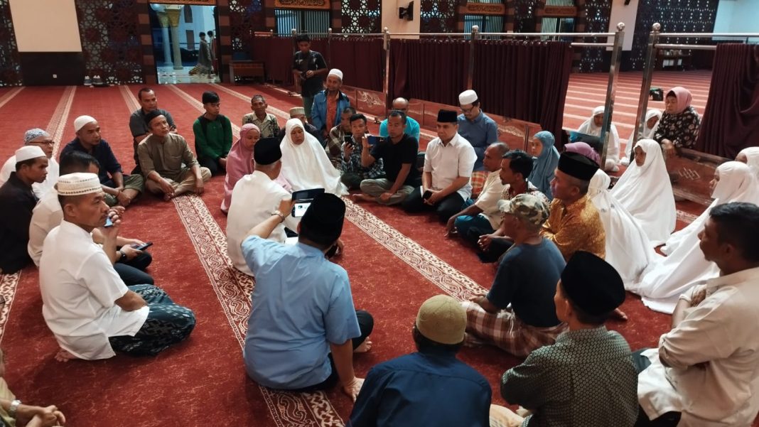 Ini Curhatan Masyarakat Air Bangis Saat Bertemu Gubernur Mahyeldi