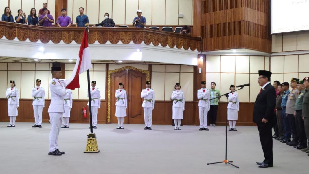 Wagub Cok Ace Kukuhkan Paskibraka Provinsi Bali Tahun 2023