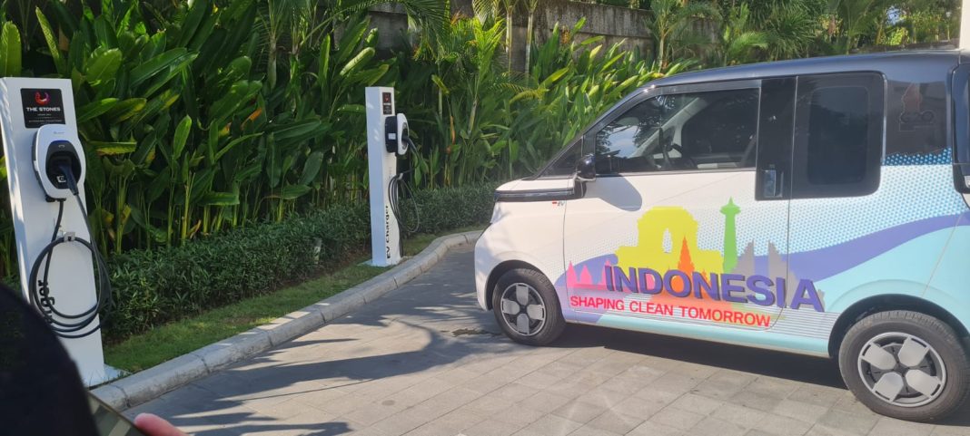 Hotel The Stones Legian Kini Menghadirkan Layanan Pengisian Kendaraan Listrik Ramah Lingkungan untuk Para Tamu