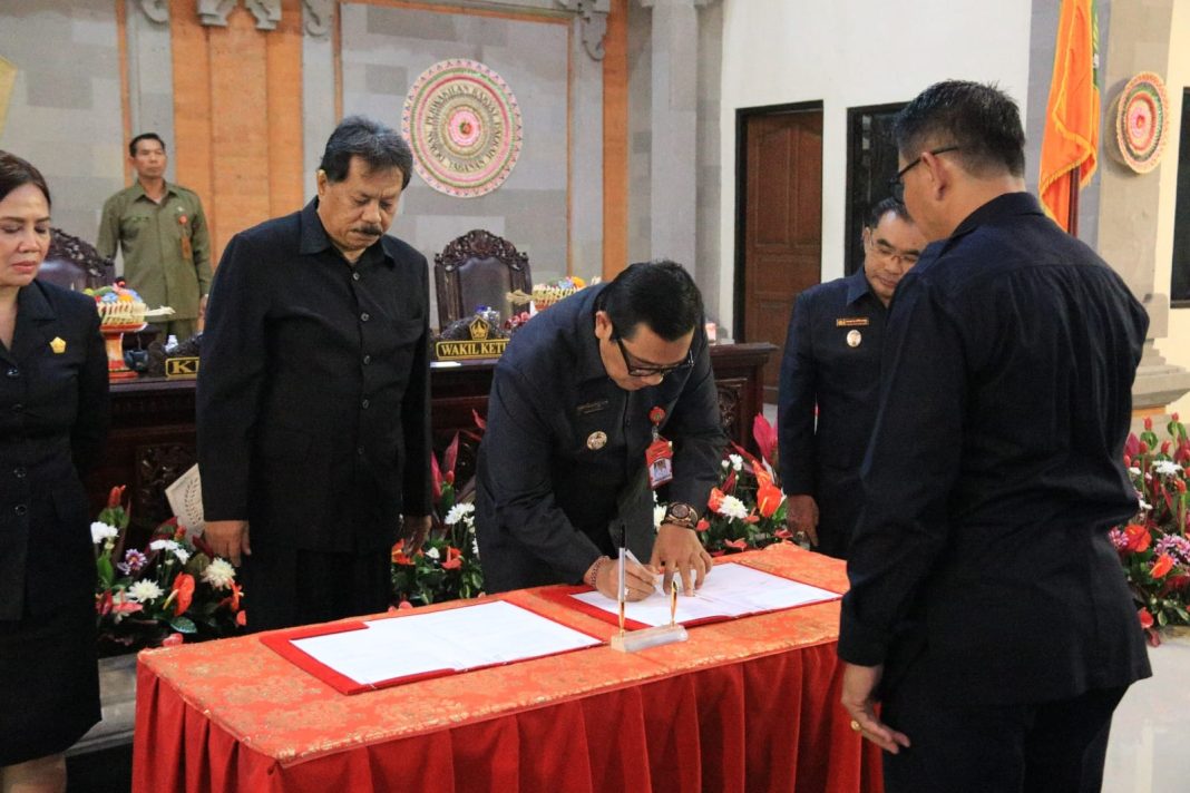 Eksekutif dan Legislatif Tabanan Teken Nota Kesepakatan Rancangan Perubahan KUA dan PPAS TA 2023