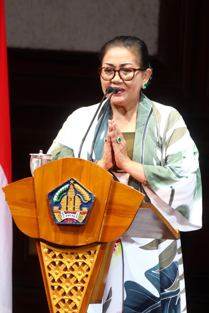 Ny. Putri Koster Buka Acara Sosialisasi Tentang Perpustakaan Digital