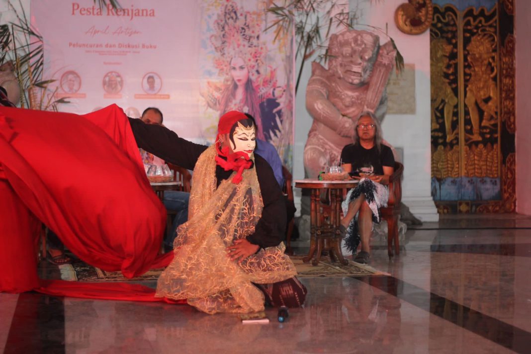 Pesta Renjana’ Museum Gunarsa Rayakan Buku Puisi April Artison