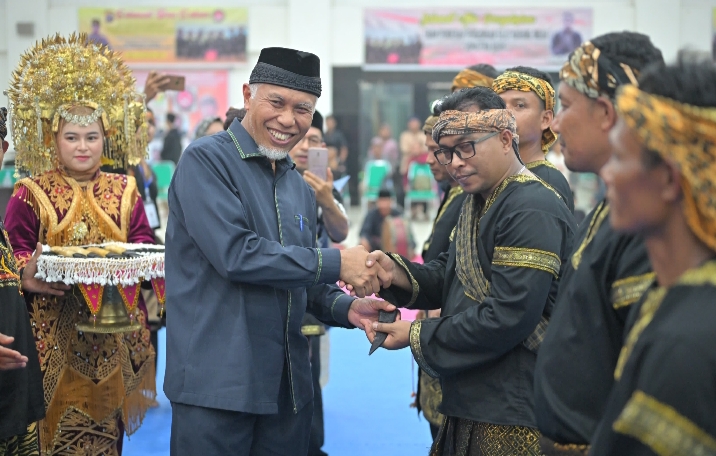 Enam Pandeka Perguruan Karang Indah Dilewakan, Gubernur Mahyeldi Pertegas Silek sebagai Jati Diri Minangkabau