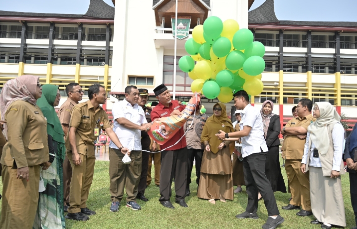 Luncurkan Genius dan GPM di Hari Pangan Dunia, Gubernur Mahyeldi Serukan Gerakan Makan Jangan Bersisa