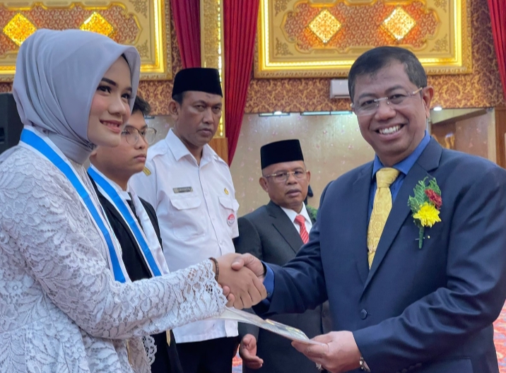 258 Siswa/Siswi SMAK Padang Diwisuda