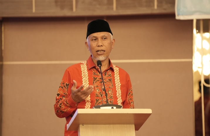 Gubernur Mahyeldi Tegaskan Investasi Penting agar Anak-Kemenakan Terserap oleh Dunia Kerja