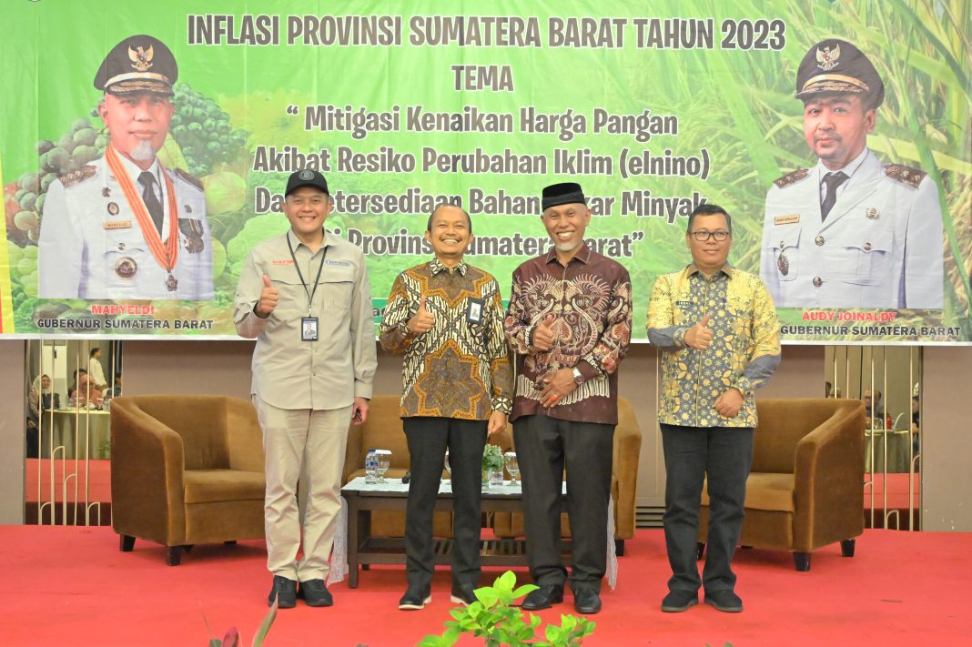 Gubernur Mahyeldi Terus Raih Penghargaan Nominasi TPID Provinsi Berkinerja Terbaik Kawasan Sumatera di Sela Rakor TPID Sumbar 2023