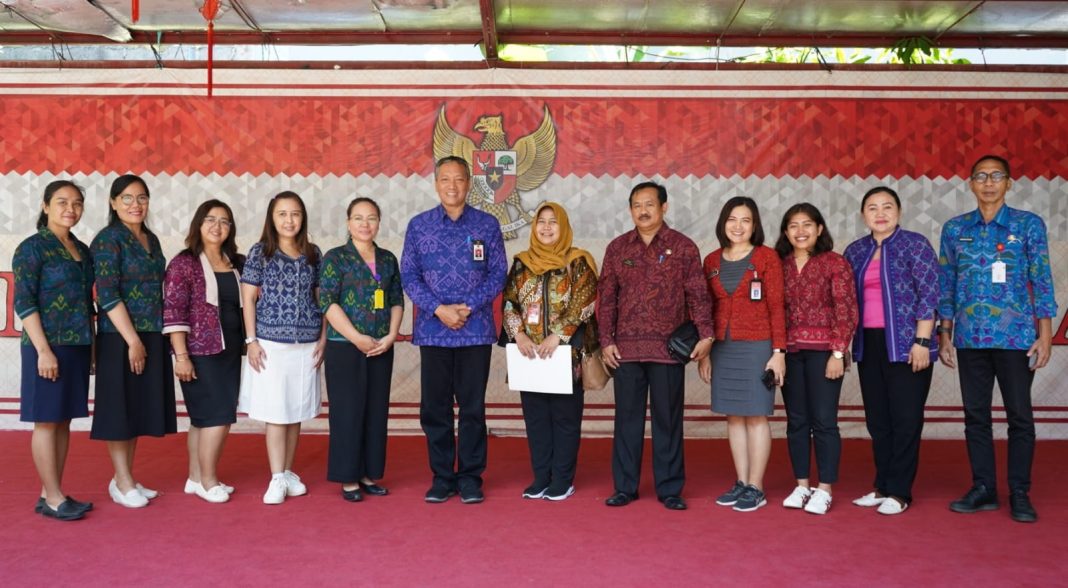 Masuk Dalam Nominasi Inovatif Government Award, Tim Validasi Lapangan Lakukan Peninjauan MOLIN Goes To School