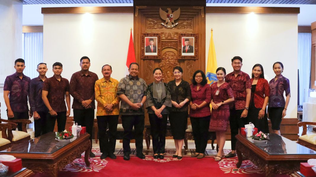 Pj. Gubernur Mahendra Jaya Ajak Generasi Milenial SEJEBAG Bali Dukung Upaya Pengentasan Kemiskinan Ekstrem